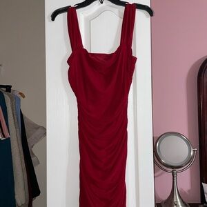 Elegant Red Sleeveless Dress